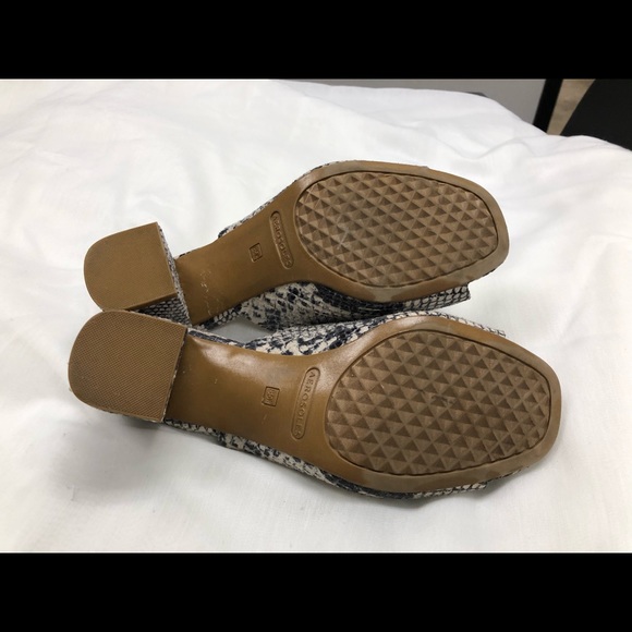 Aerosoles snake embossed mule slides 7.5 WIDE - Picture 6 of 12